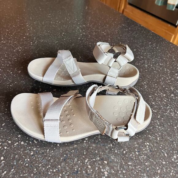 Vionic Candace Orthodic Sandals Beige Taupe Tan Nude Quick Dry Strappy Women 7.5 - Picture 6 of 8